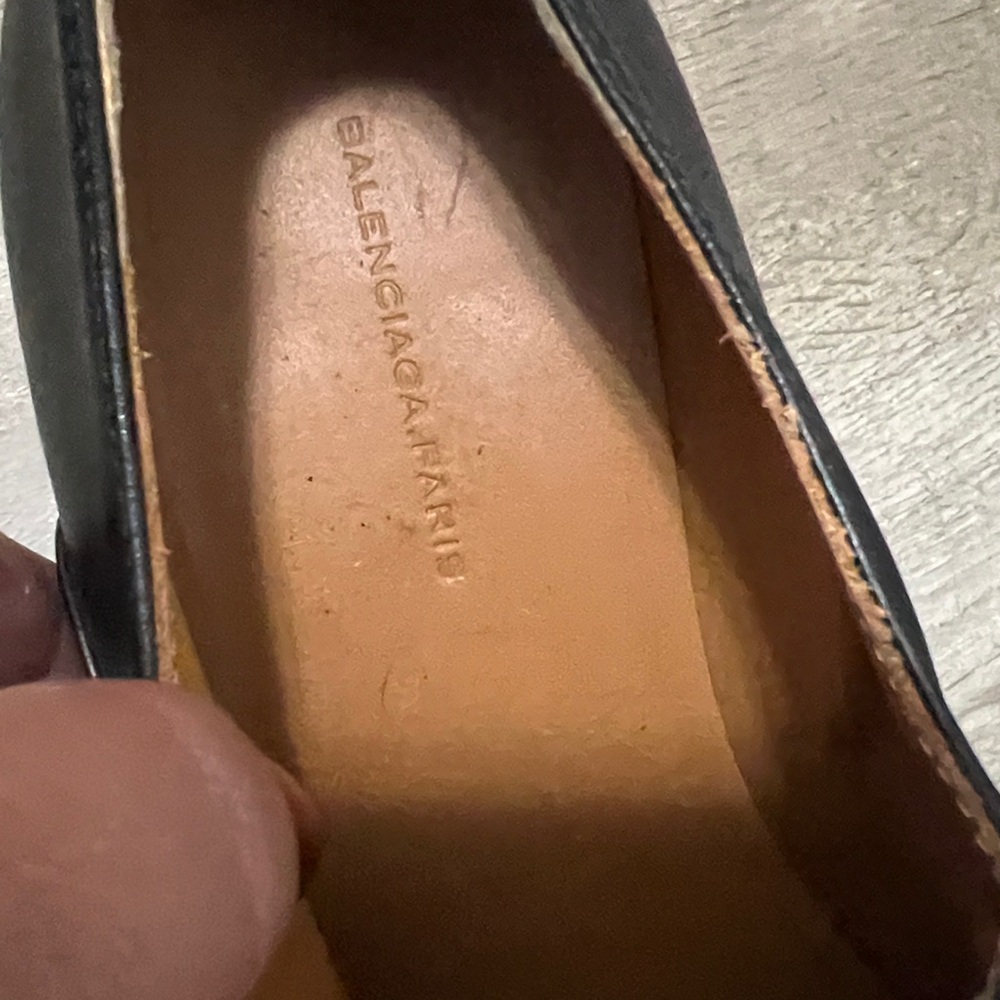 Balenciaga Black Leather Shoes - Picture 3 of 4